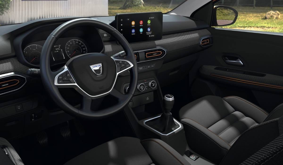 El interior del Dacia Sandero Stepway 2021, será así en el nuevo Duster