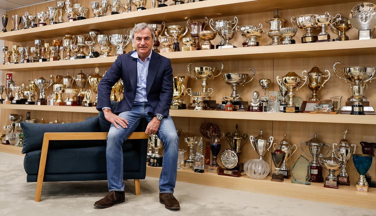 Carlos Sainz se embarca en un nuevo reto para el Dakar junto a Audi.