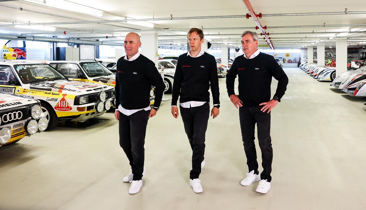 Los nuevos pilotos y copilotos de Audi en el Dakar visitan las instalaciones de Audi Sport.
