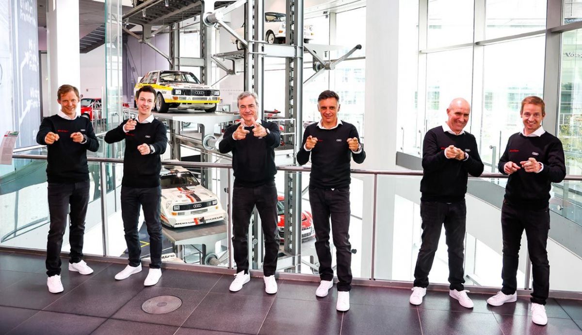 Los nuevos pilotos y copilotos de Audi en el Dakar visitan las instalaciones de Audi Sport.