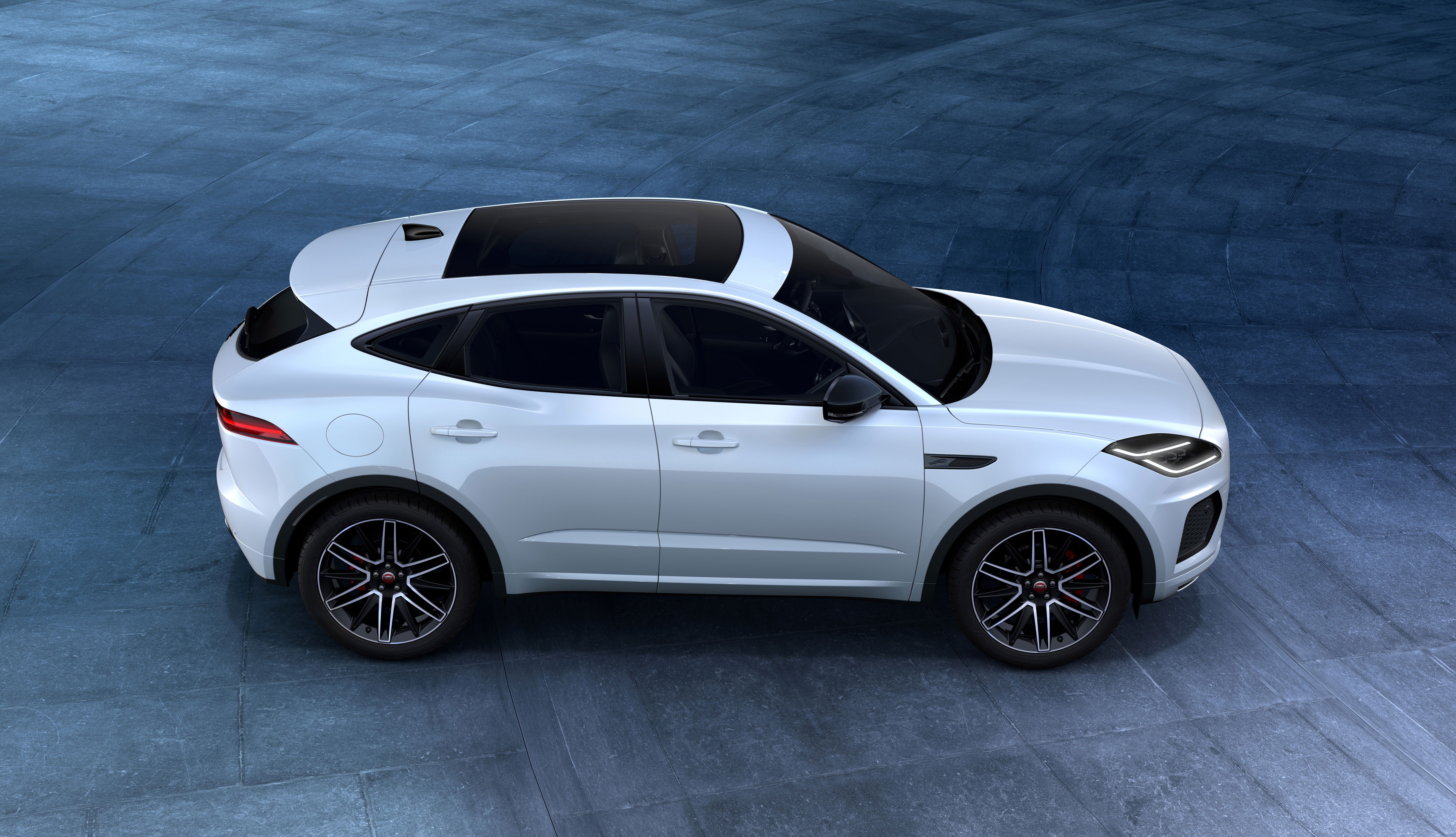 Jaguar E-Pace R-Dynamic Black