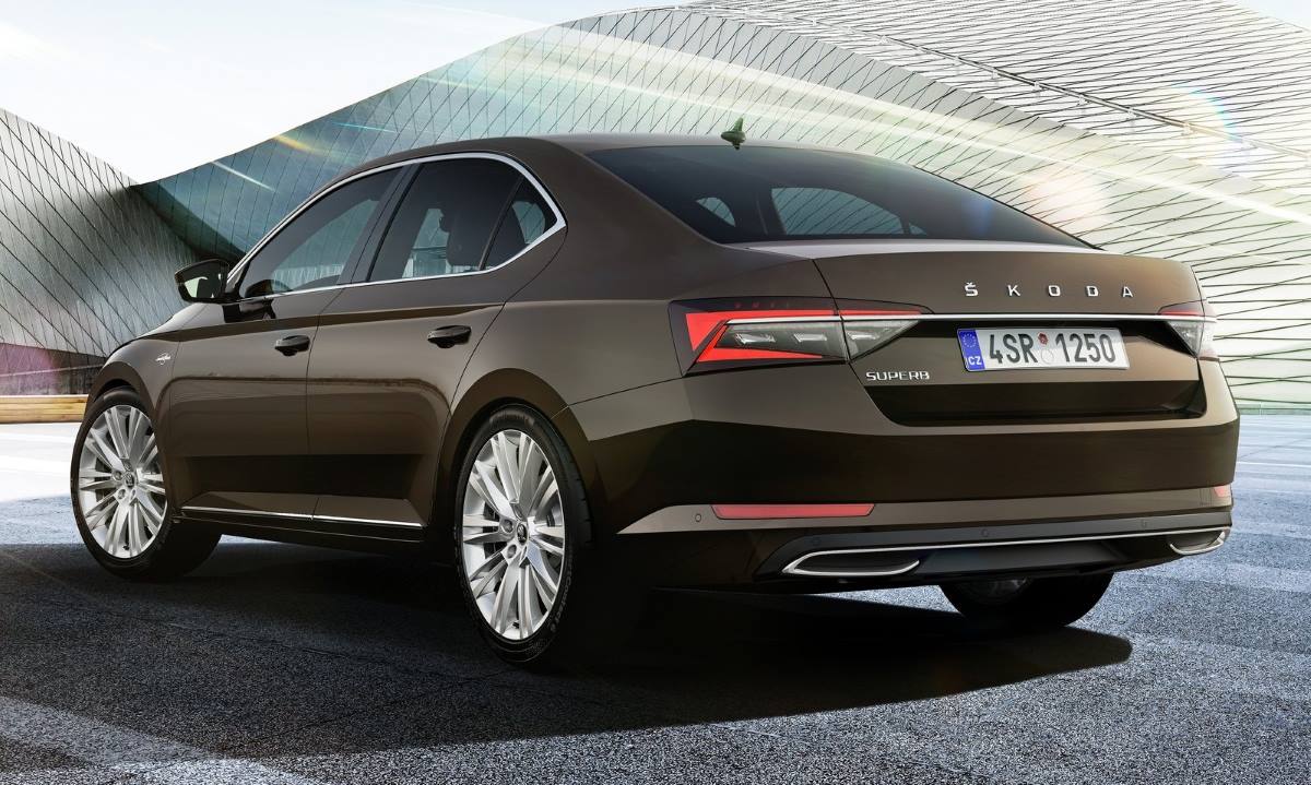 Así es el actual Skoda Superb 2021