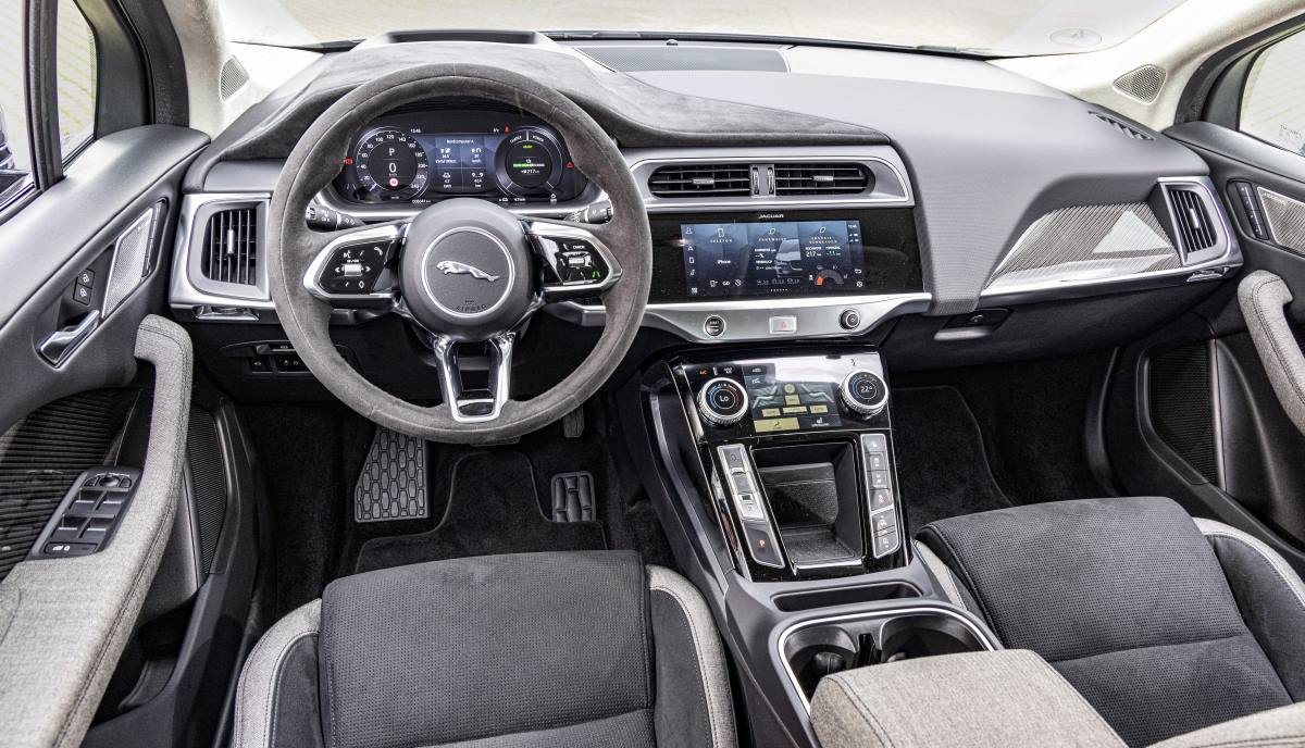 Jaguar i PACE EV 400 AWD AH 08