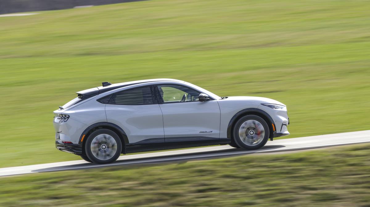 Mustang HDS 19