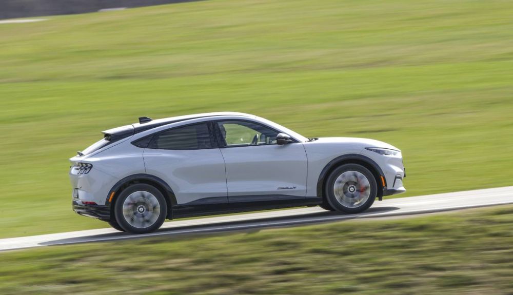 Mustang HDS 19 Mustang HDS 19