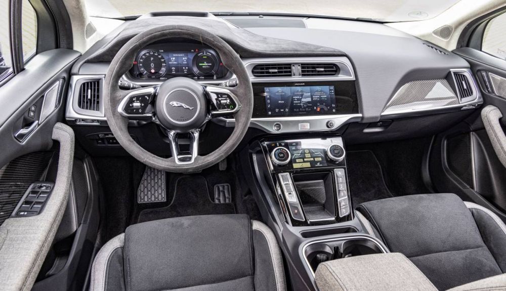 Jaguar i PACE EV 400 AWD AH 08 Jaguar i PACE EV 400 AWD AH 08