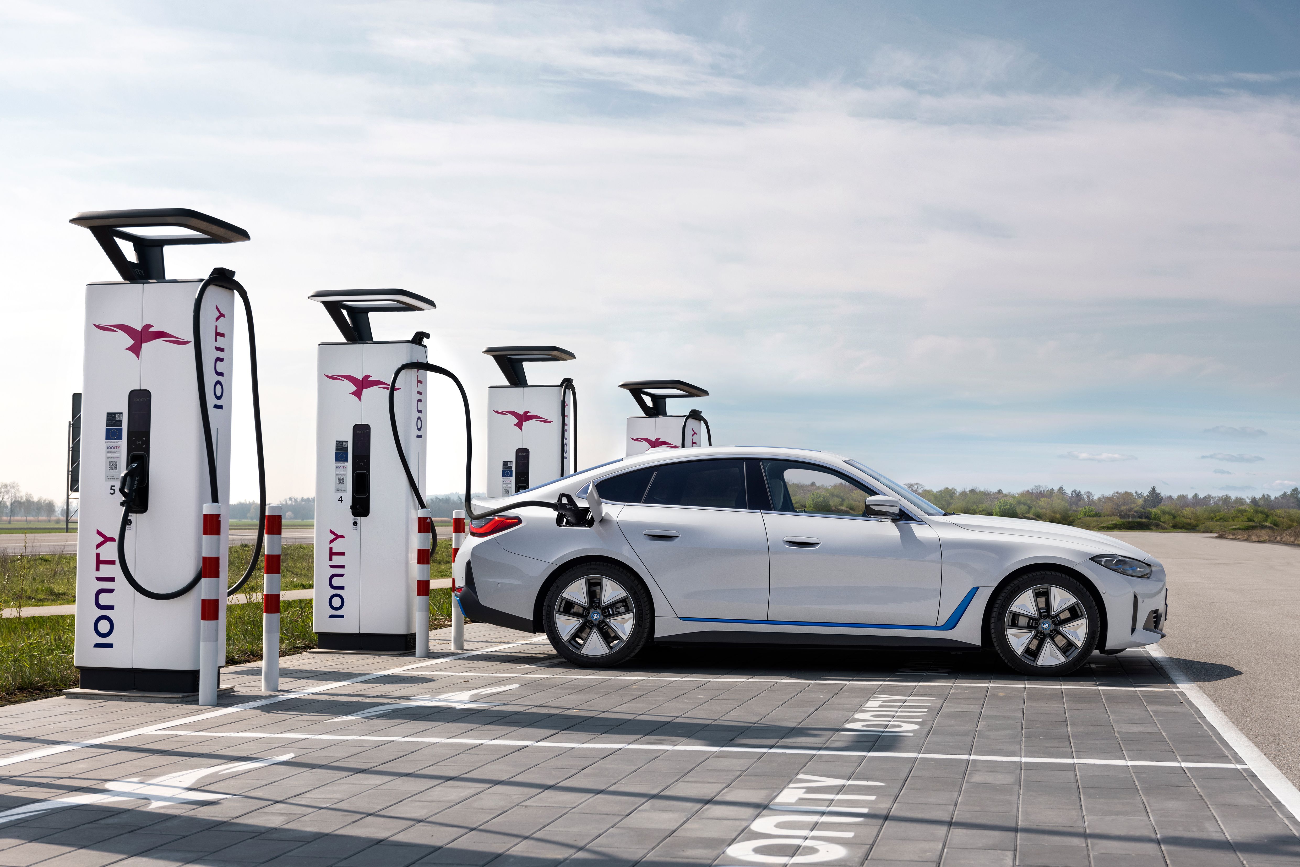 BMW i4: el nuevo Serie 3 podría tomar algunos de sus rasgos