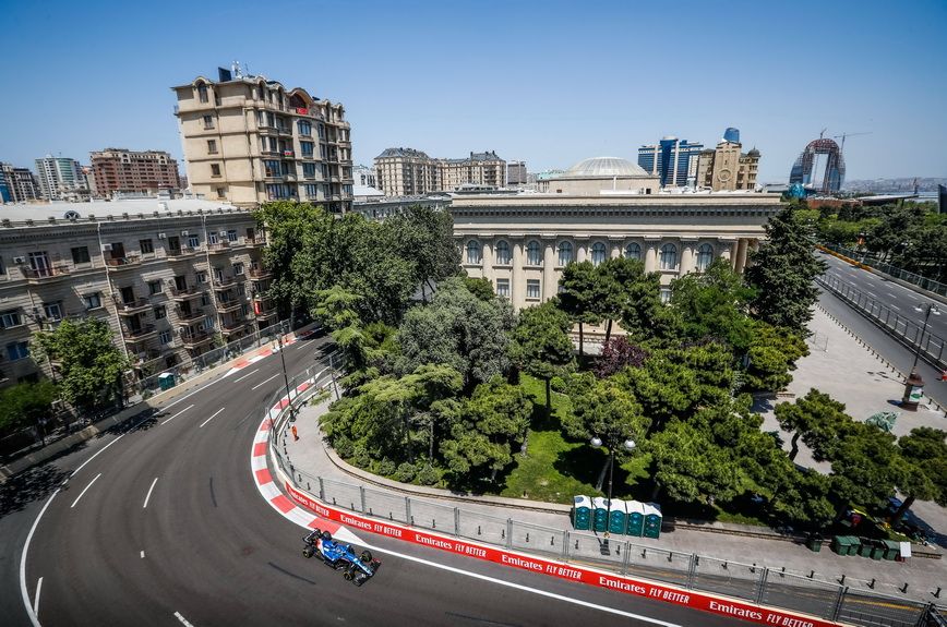 Fernando Alonso (Alpine) se calificó en la novena posición en Bakú