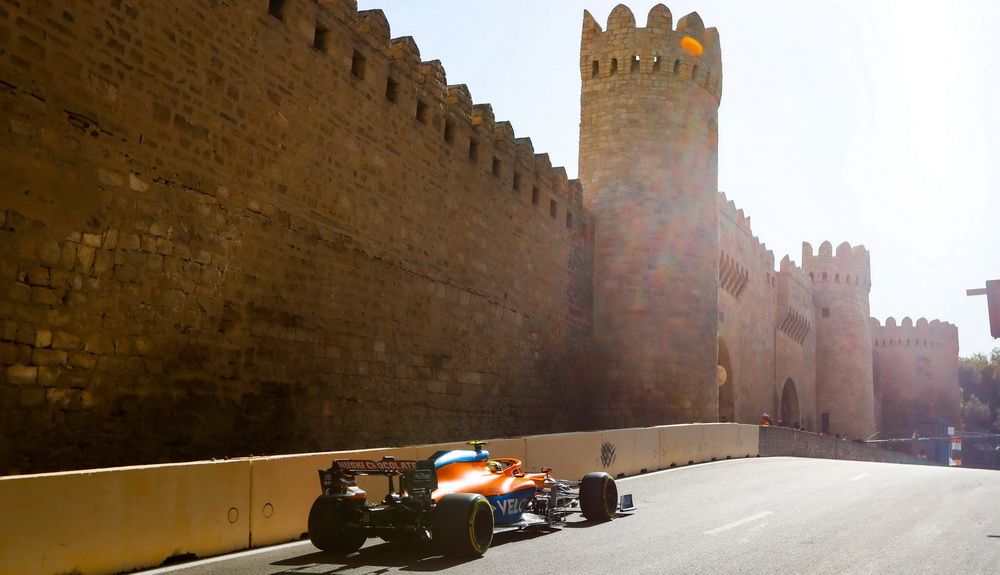 Lando Norris sancionado con 3 posiciones en parrilla