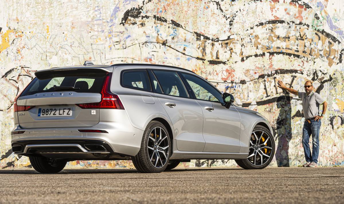 Volvo V60 Polestar Engineered T8 Twin Engine AWD (10)