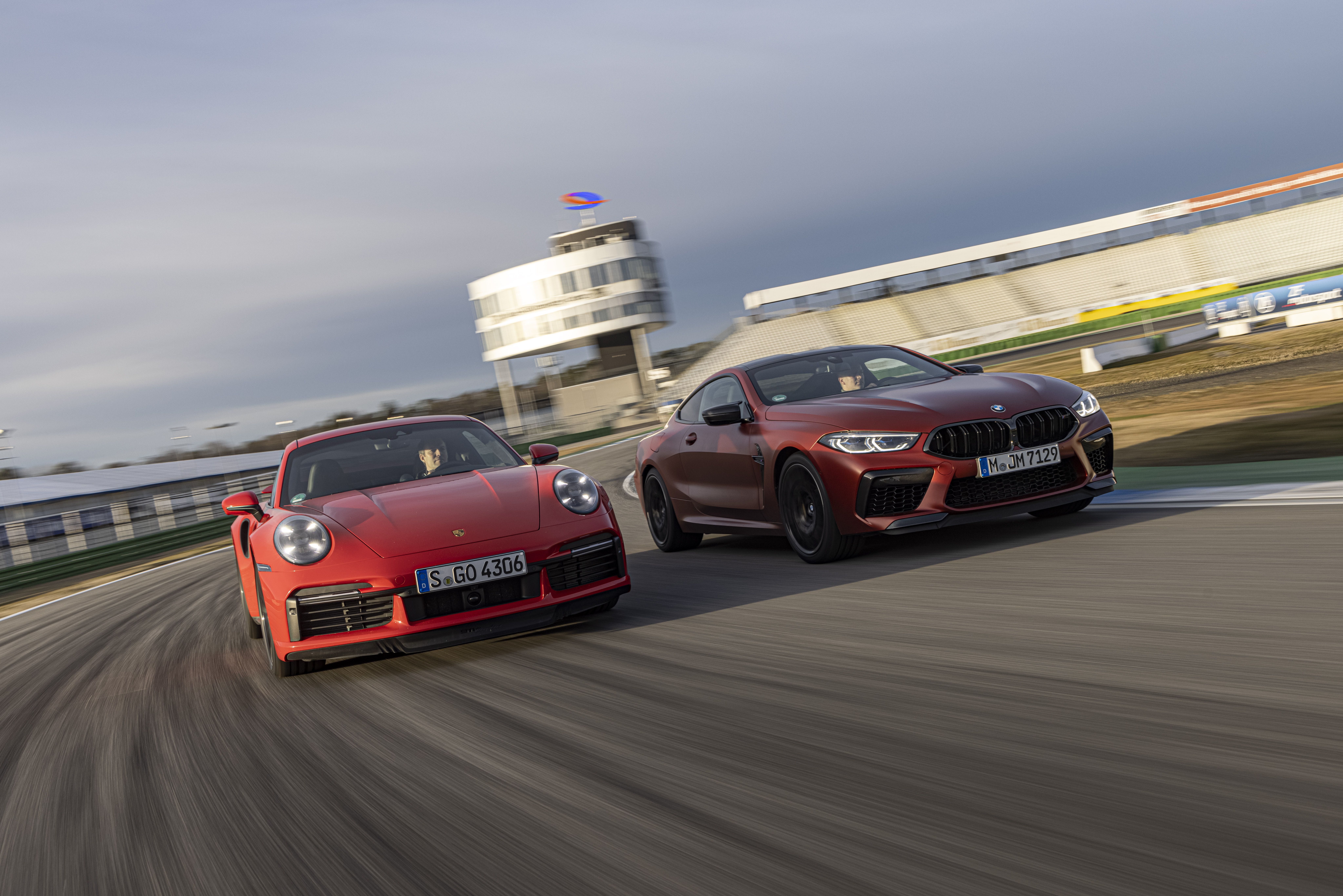 BMW M8 vs Porsche 911 Turbo S 