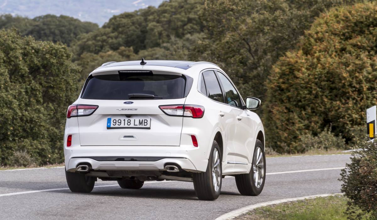 Ford Kuga 2.5 FHEV 190 CV 1