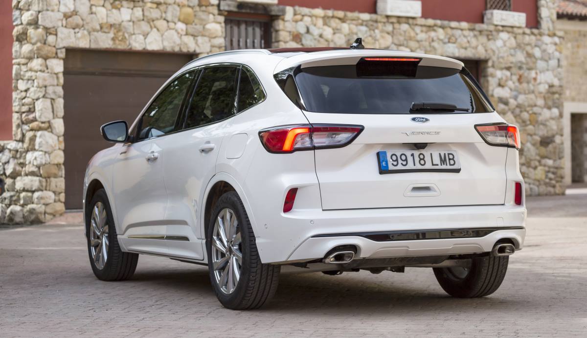Ford Kuga 2.5 FHEV 190 CV 14