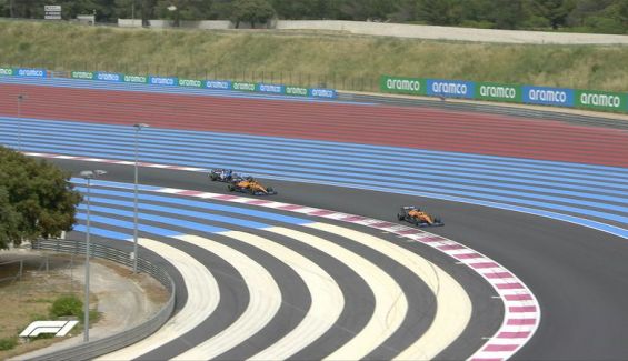 2 En la vuelta 10, Alonso fue superado por los McLaren 2 En la vuelta 10, Alonso fue superado por los McLaren