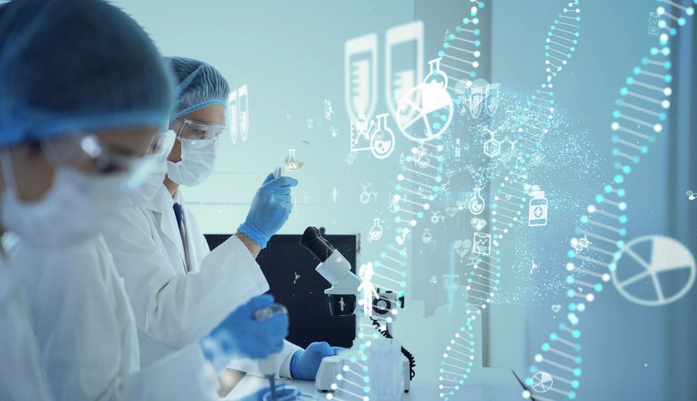 Científicos en el laboratiorio estudiando el adn.