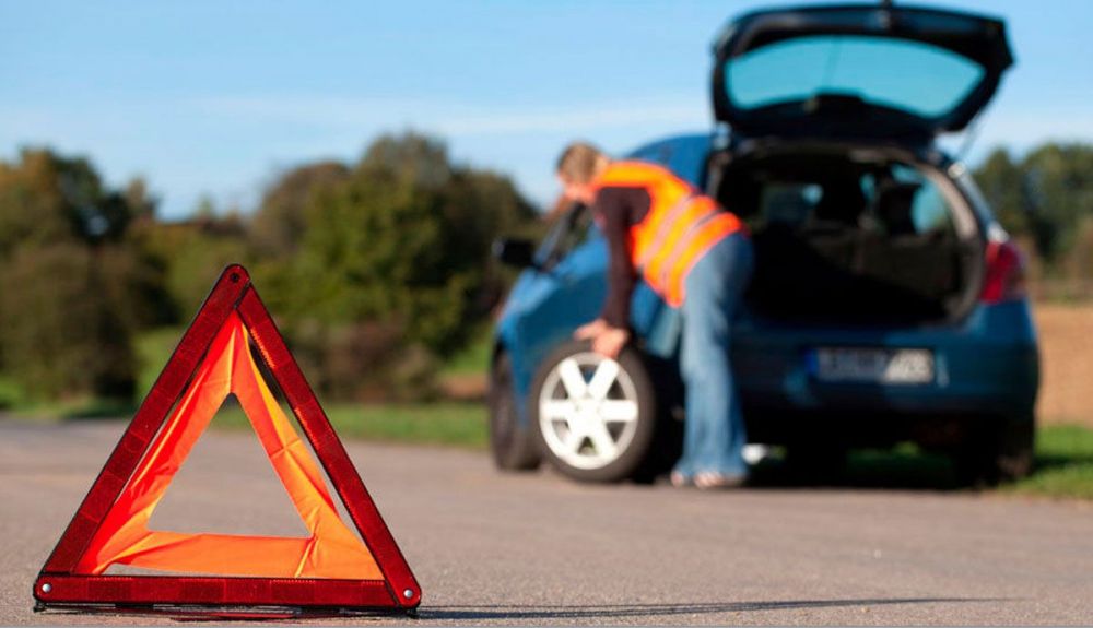 Los triángulos de emergencia podrán ser sustituidos en julio, te contamos qué cambia