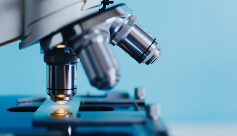 En la medicina moderna y la investigación médica se usa también la navaja de Occam. En la medicina moderna y la investigación médica se usa también la navaja de Occam.