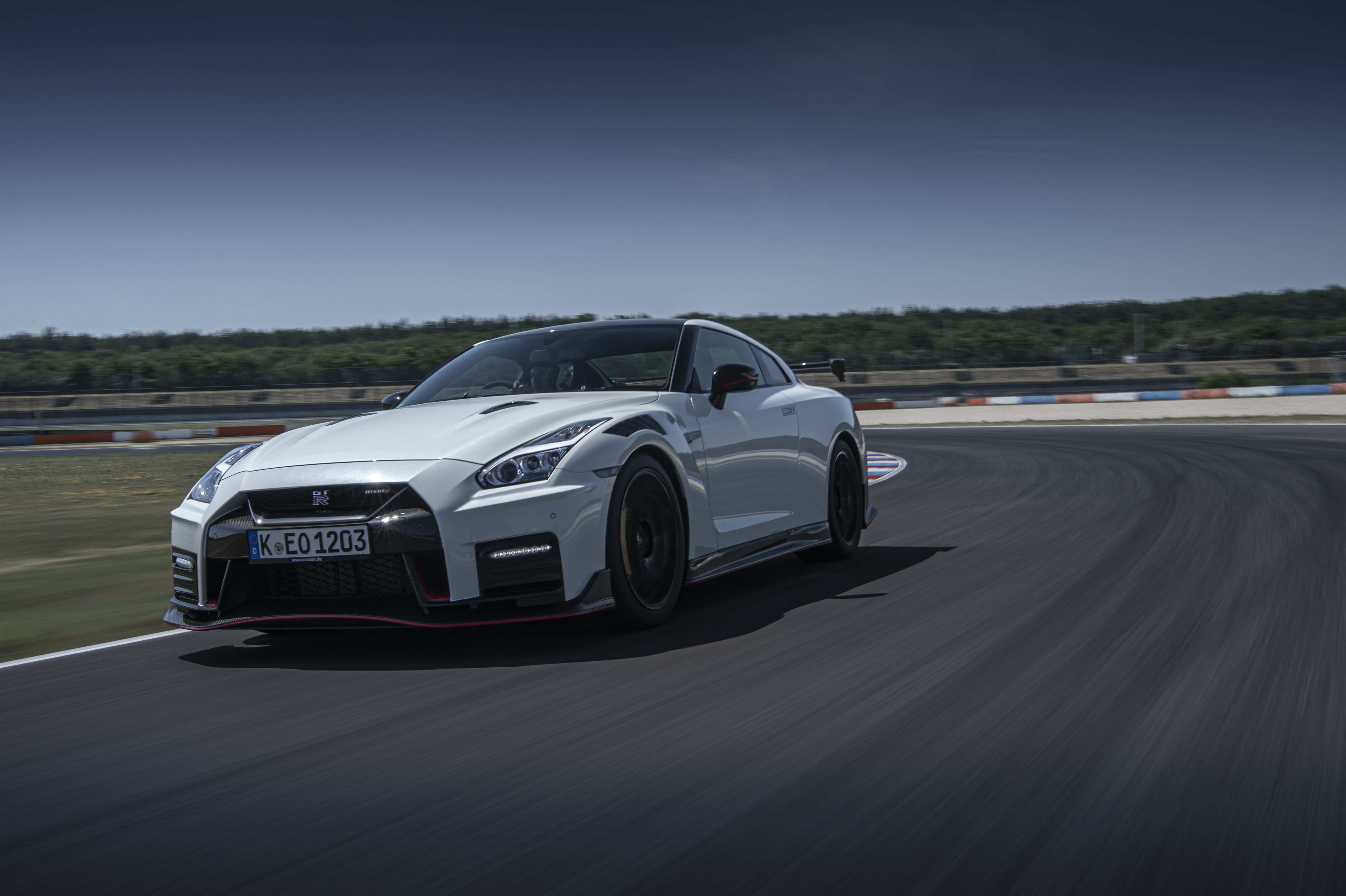 Nissan GT R NISMO 
