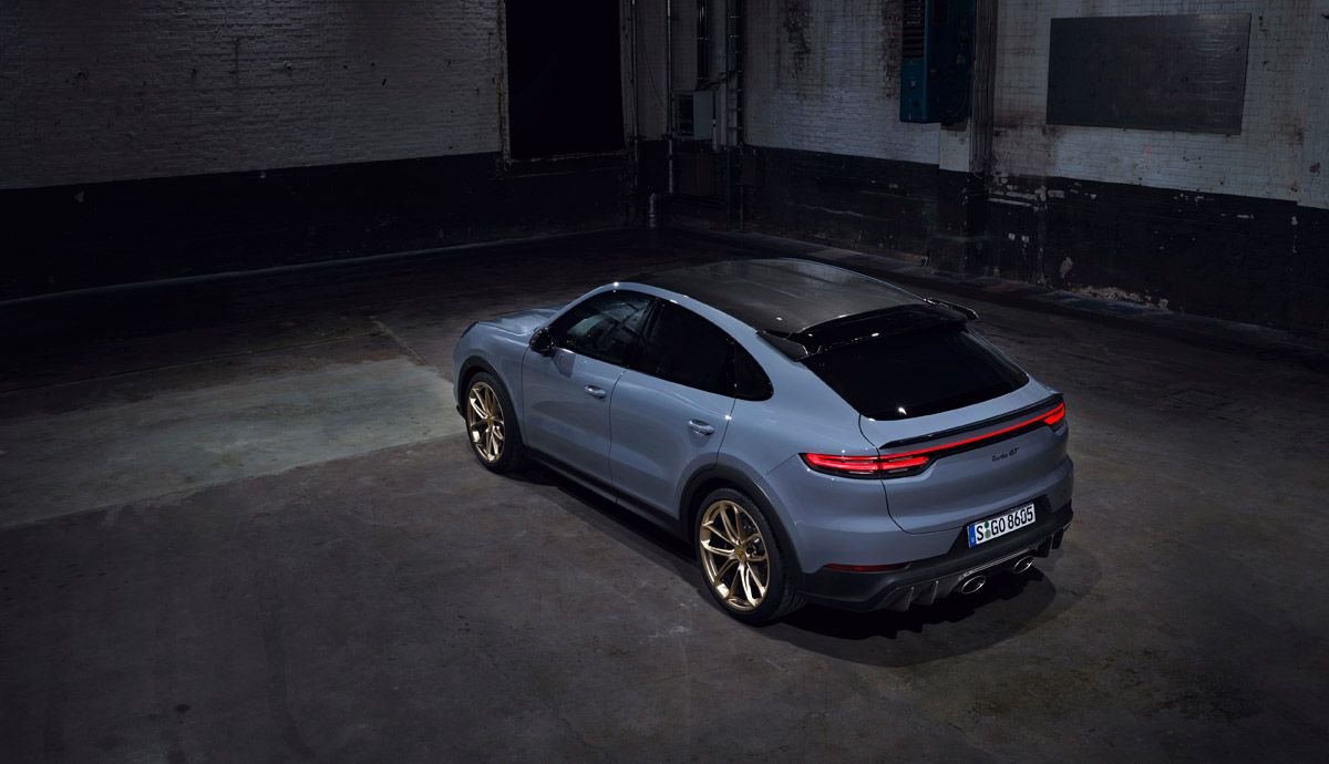 Porsche Cayenne Turbo GT 2022.