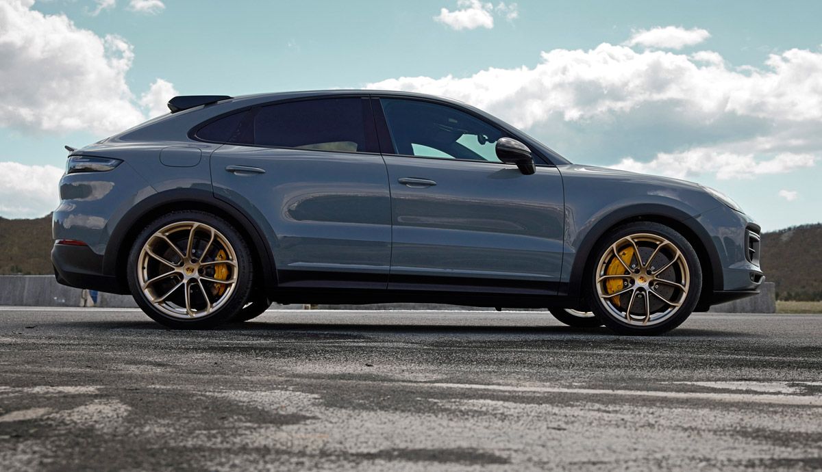 Porsche Cayenne Turbo GT 2022.