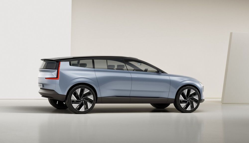 Volvo Recharge Concept