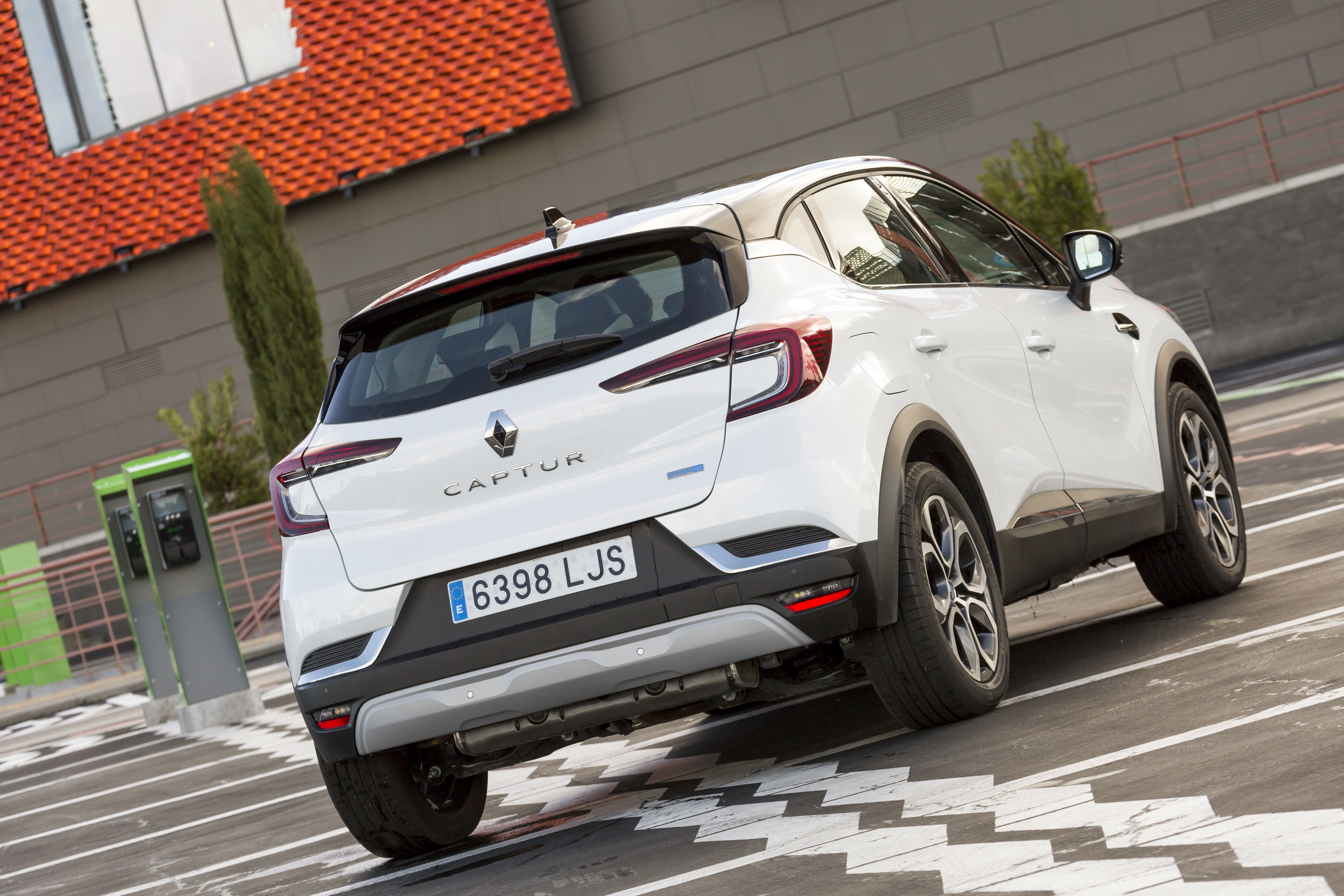 Renault Captur E-Tech