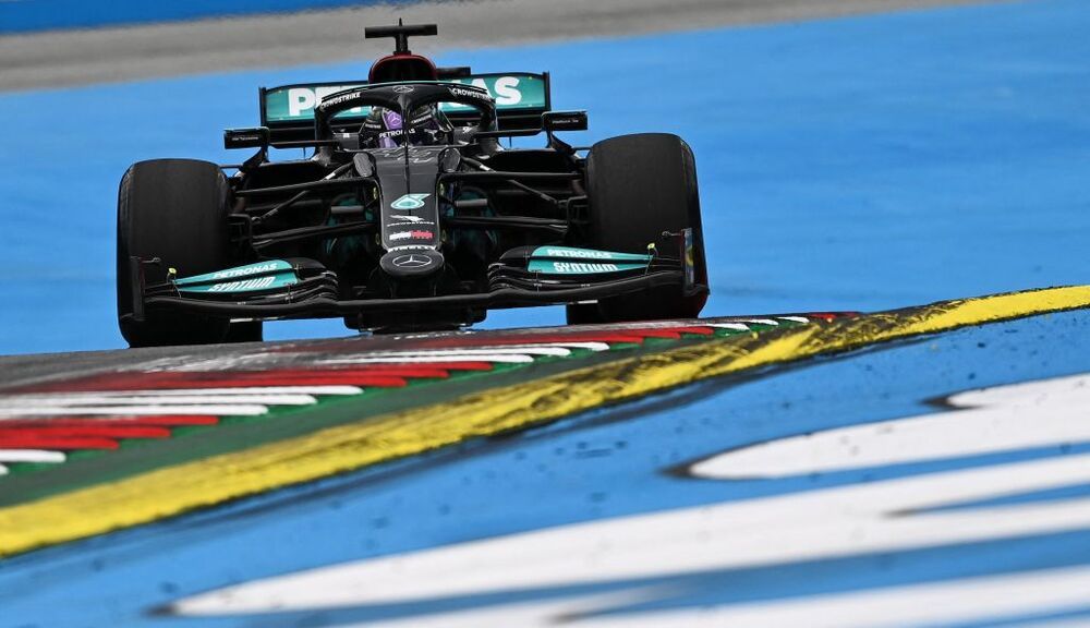 Lewis Hamilton (Mercedes) se clasificó primero en la FP2 del GP de Austria