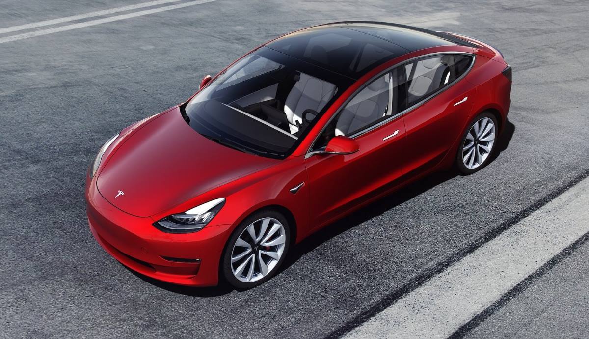 Tesla Model 3 2