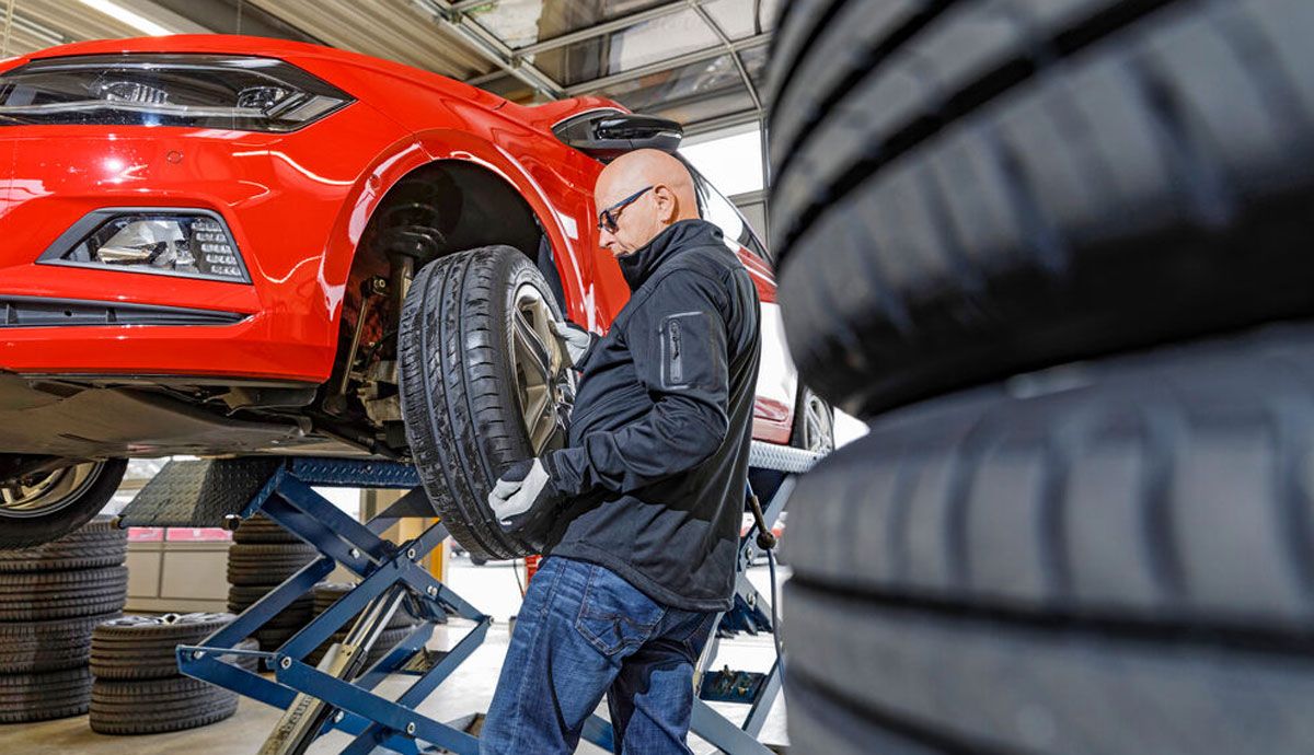 El importante elemento de seguridad que más de 240.000 coches llevarán en mal estado este verano