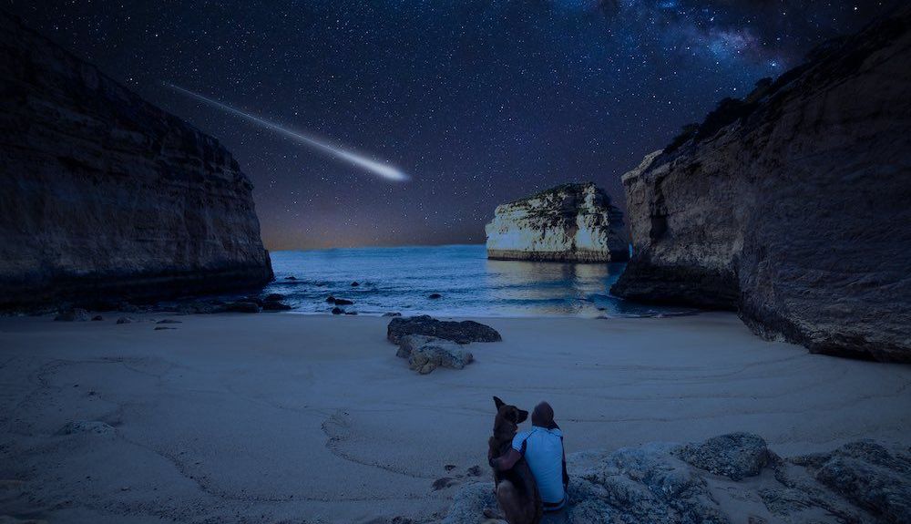 lluvia de estrellas en la playa