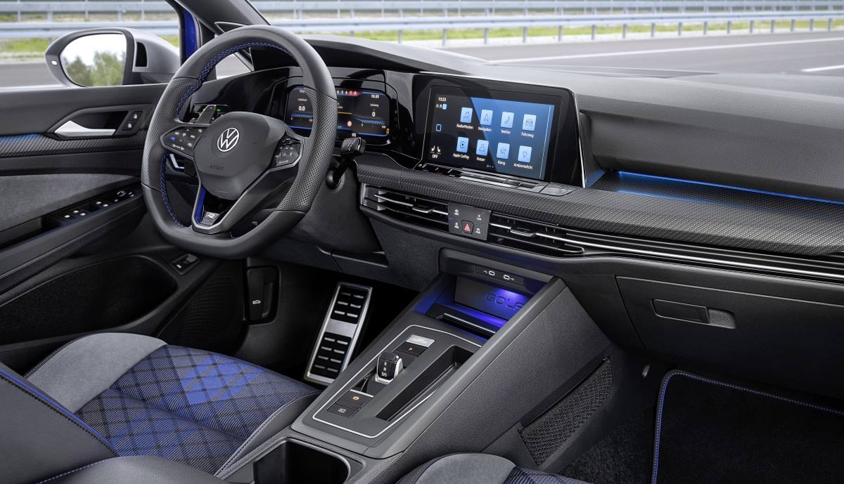 VW Golf Variant R 2021.