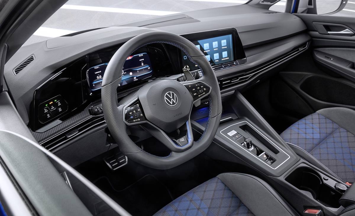 VW Golf Variant R 2021.