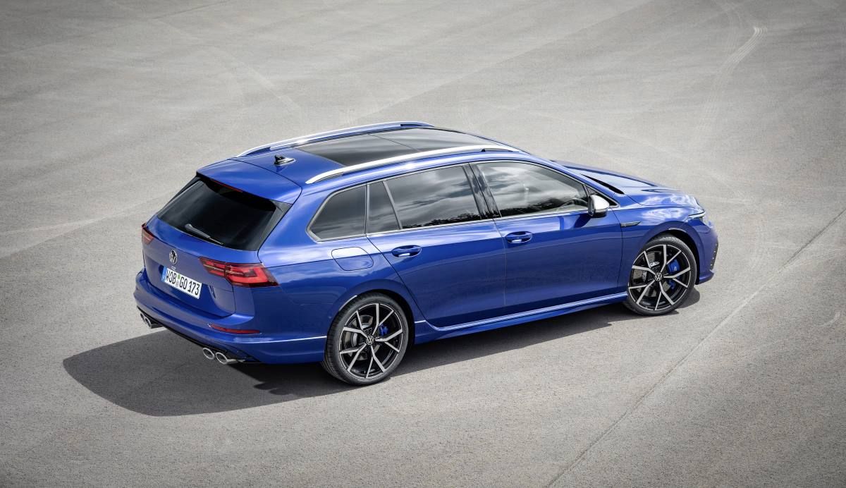 VW Golf Variant R 2021.