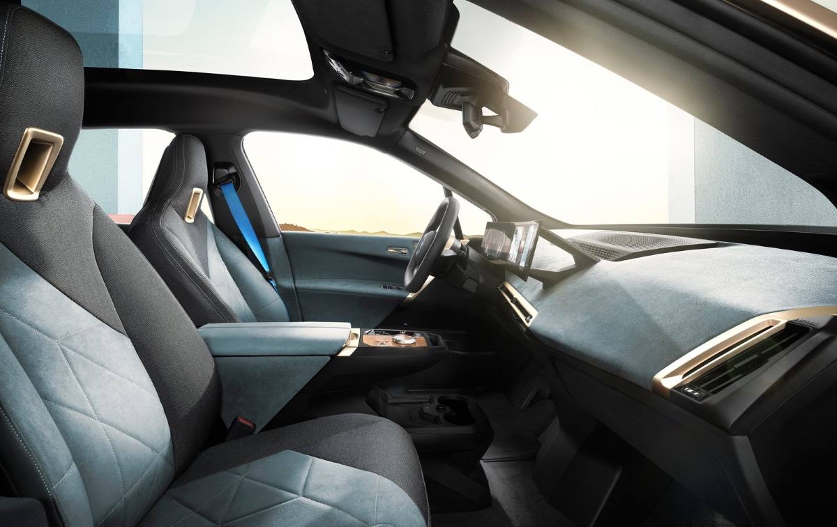 El interior del BMW iX 2021 2