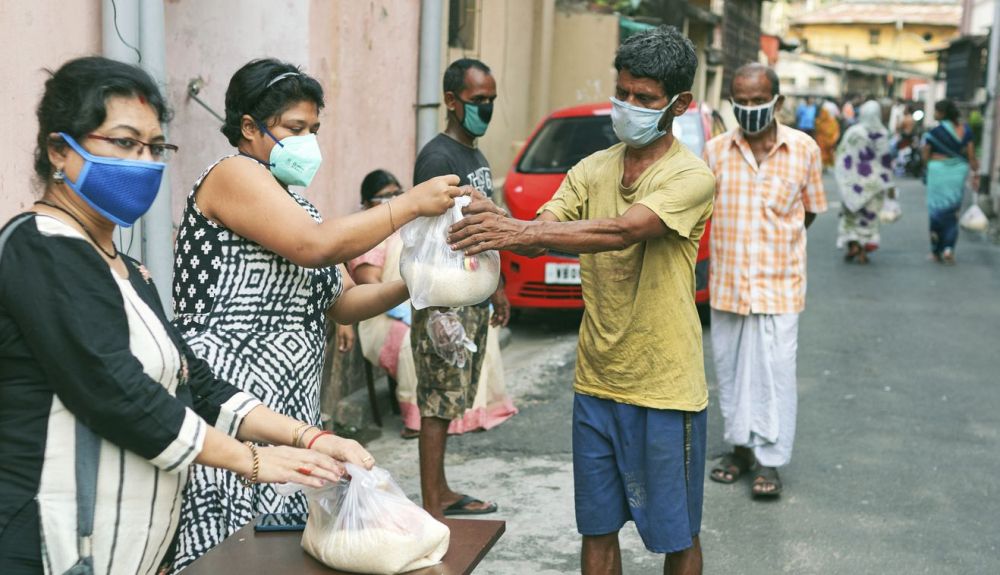 La inseguridad alimentaria también se ha agravado en países de renta media como India. La inseguridad alimentaria también se ha agravado en países de renta media como India.