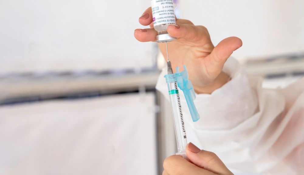 Las dos dosis de Pfizer o AstraZeneca contra la Covid 19 generan una repuesta neutralizante en el 95% de las personas. Foto: IStock. Las dos dosis de Pfizer o AstraZeneca contra la Covid 19 generan una repuesta neutralizante en el 95% de las personas. Foto: IStock.