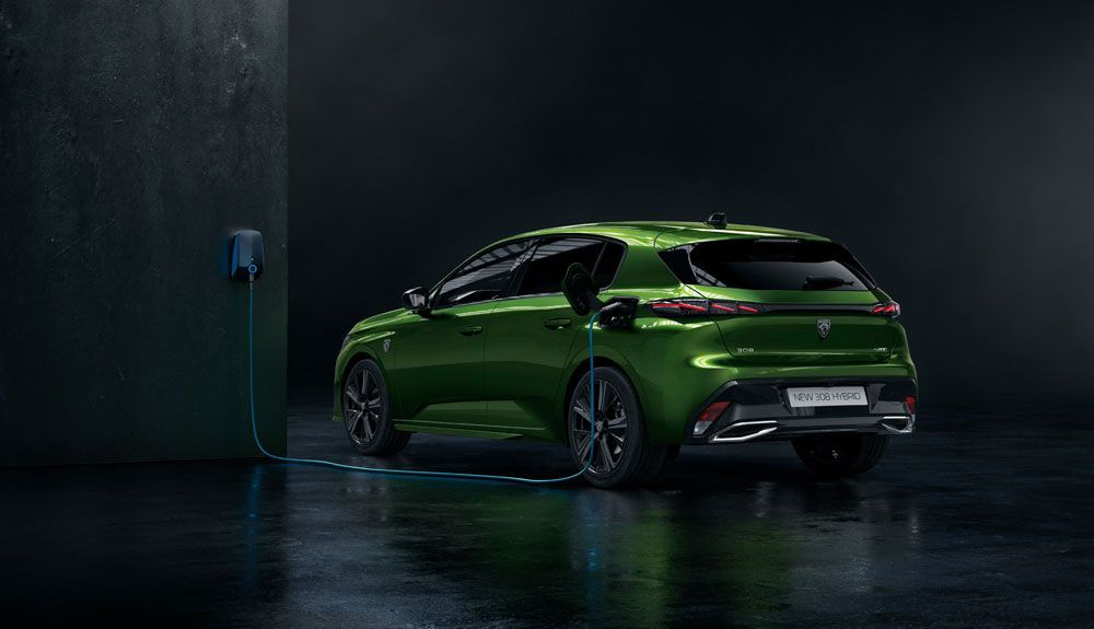 El Peugeot 308 llega con opciones híbridas enchufables El Peugeot 308 llega con opciones híbridas enchufables