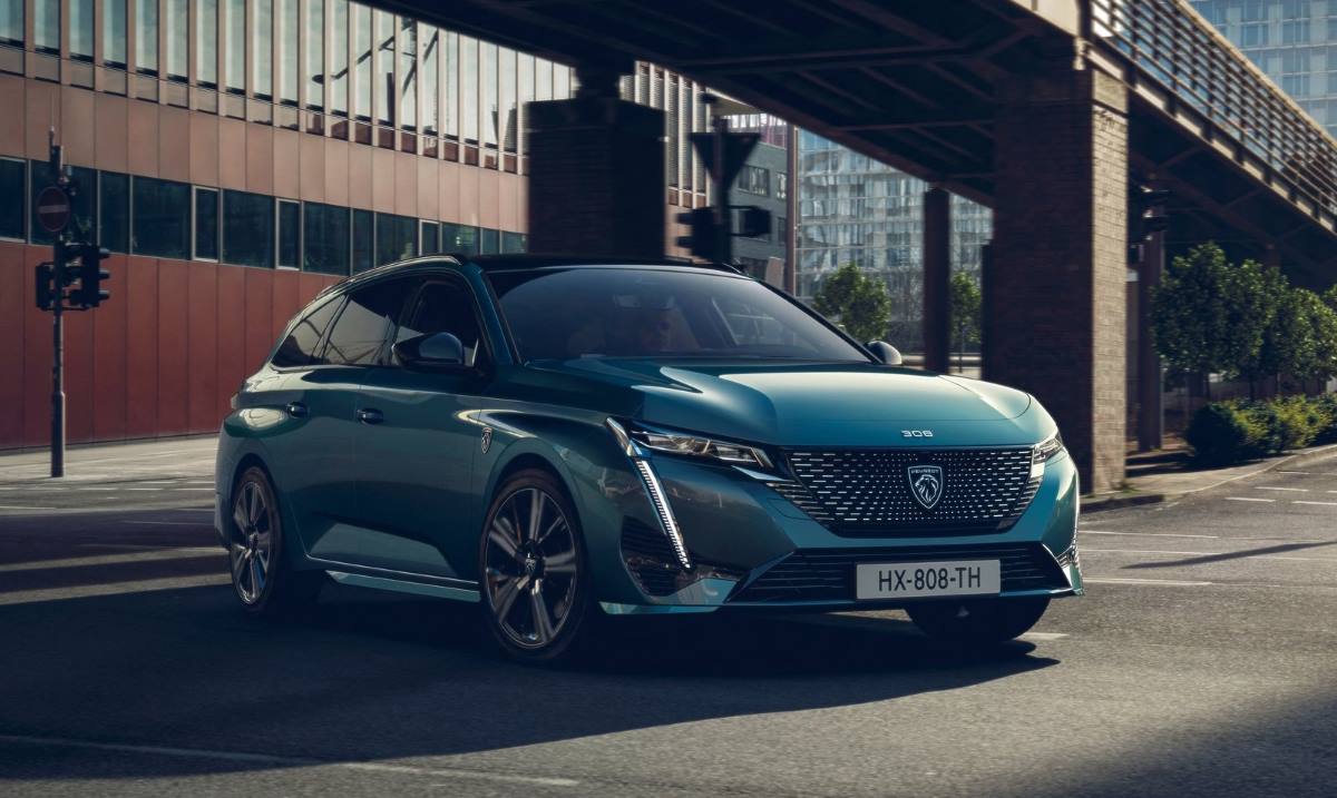 Peugeot 308 SW 2022 1