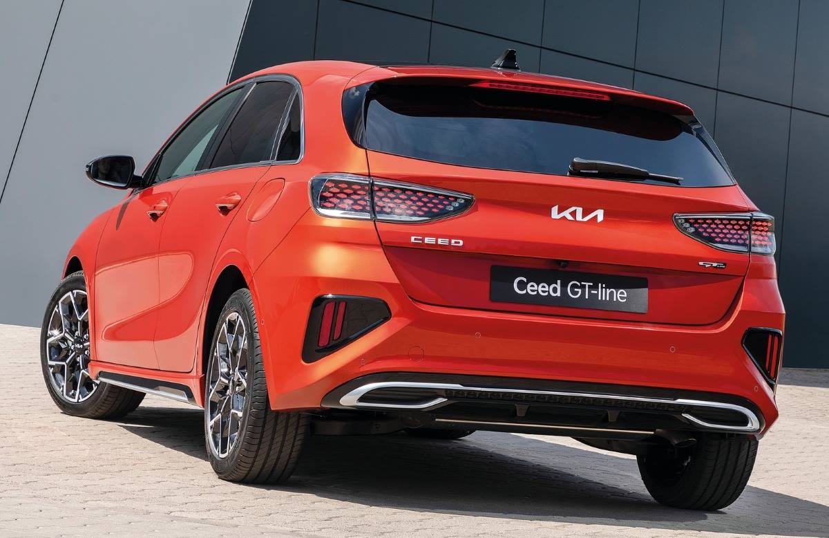 Kia Ceed GT Line 2022 3