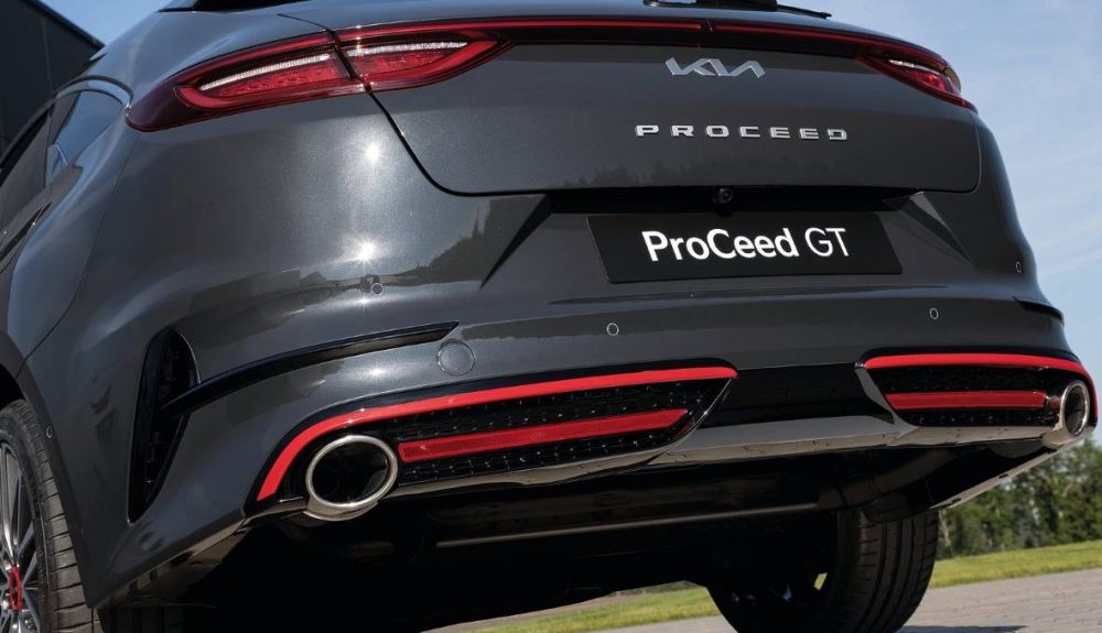 Kia ProCeed GT 2022 3