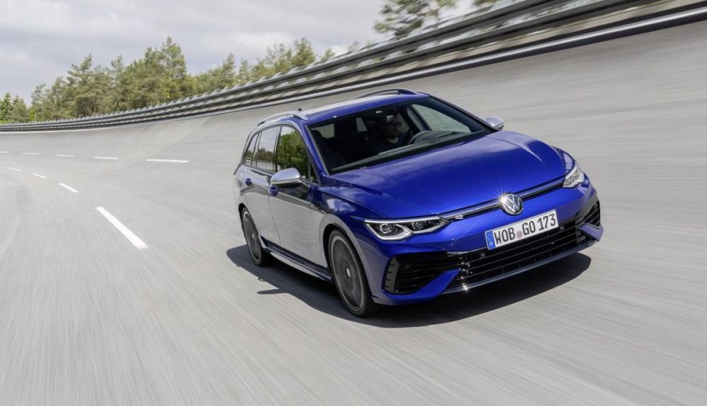 VW Golf R Variant 2021 2