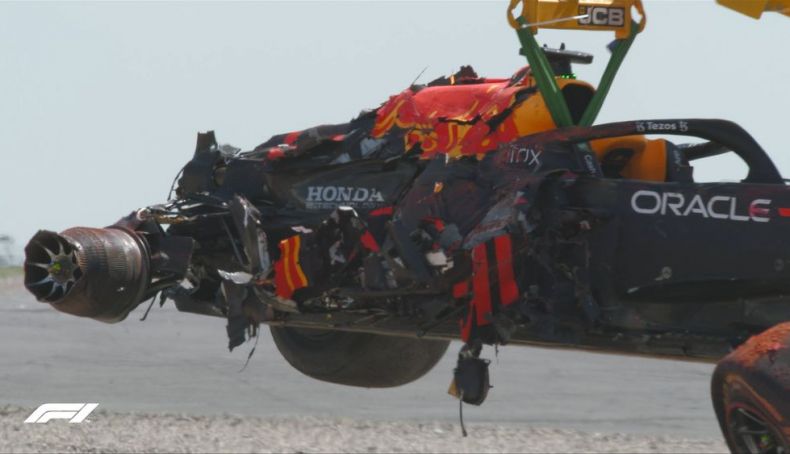 Así estaba el coche de Verstappen tras accidente con Hamilton Así estaba el coche de Verstappen tras accidente con Hamilton