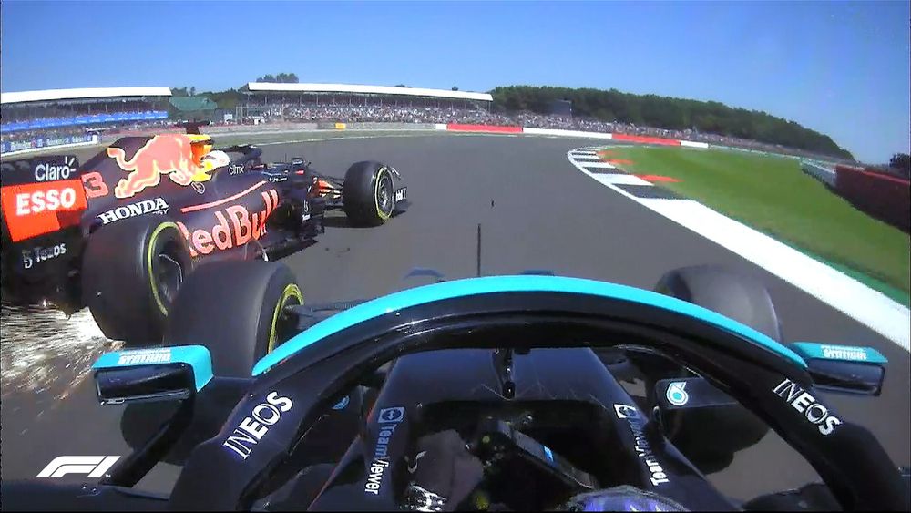 Accidente entre Max Verstappen y Lewis Hamilton