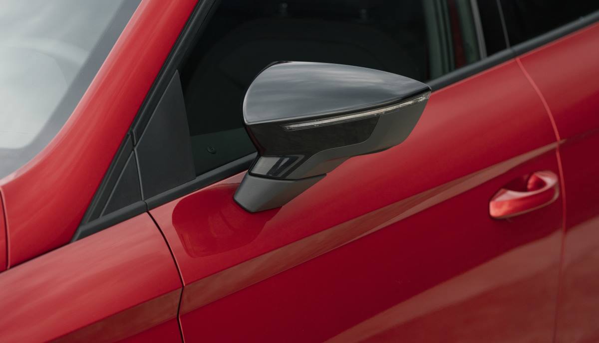 089 SEAT Ibiza FR Desire Red High