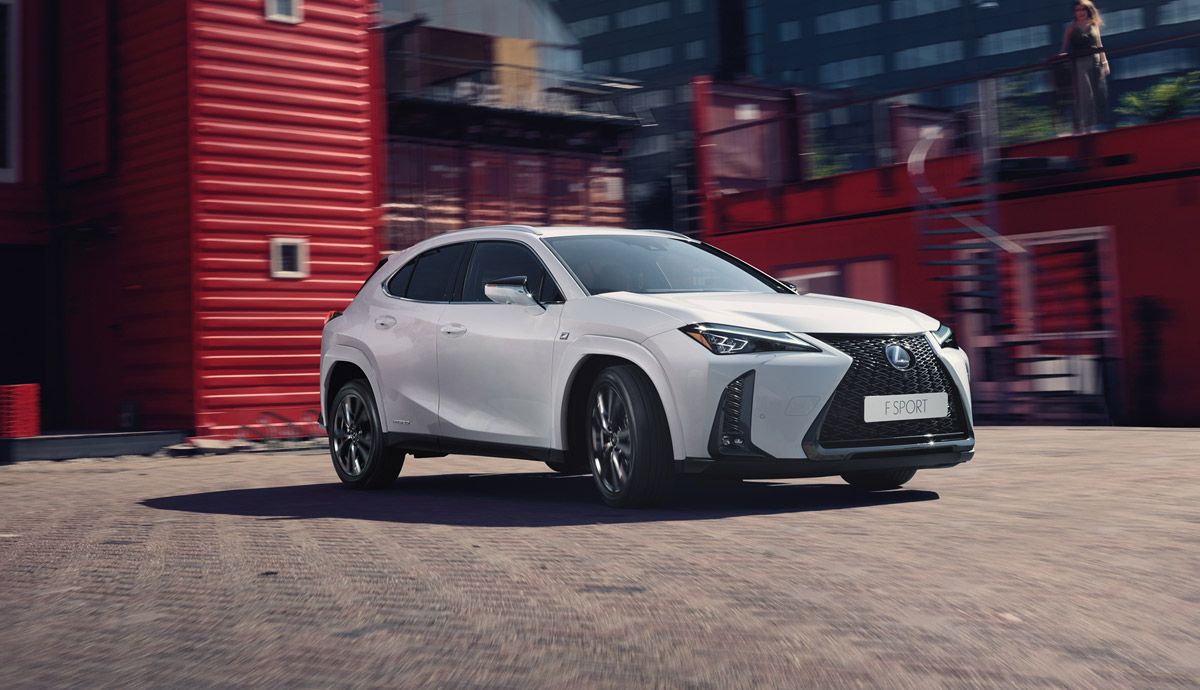 Lexus UX 250h.
