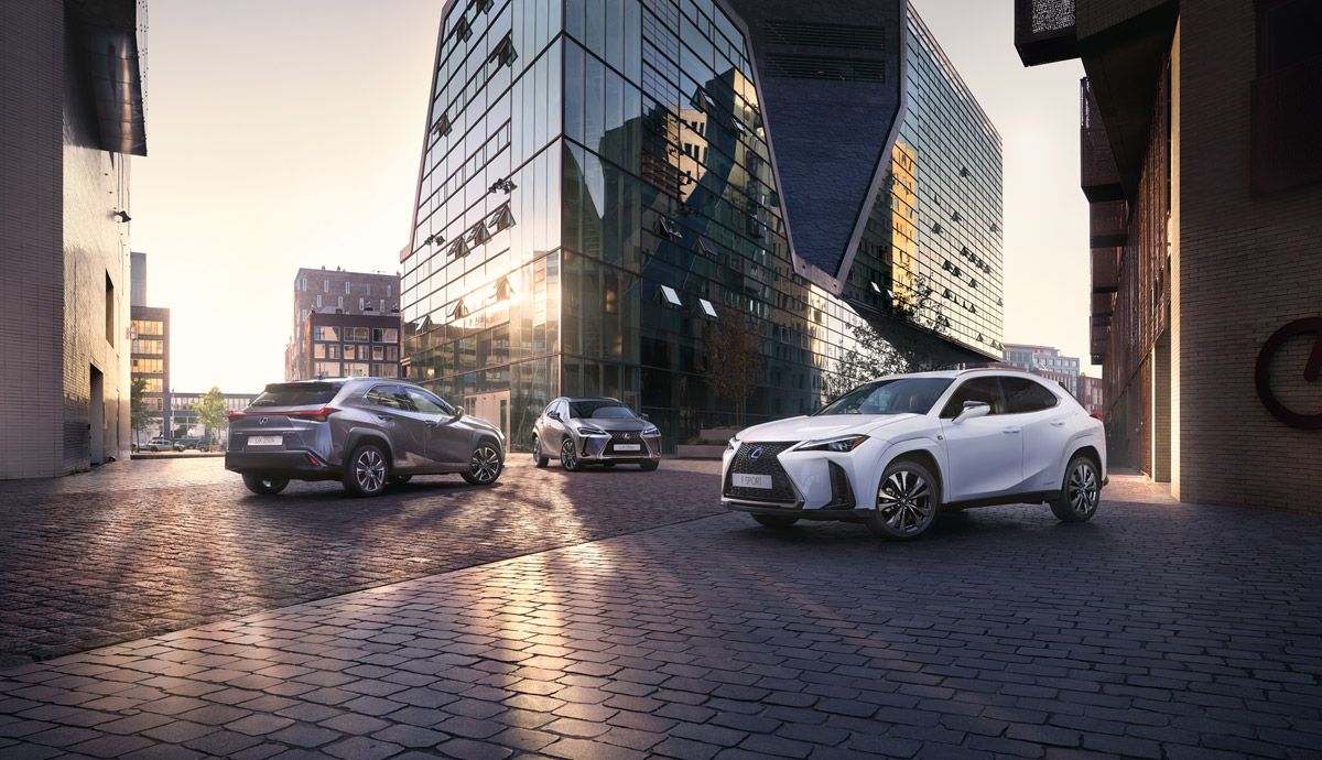 Lexus UX 250h.