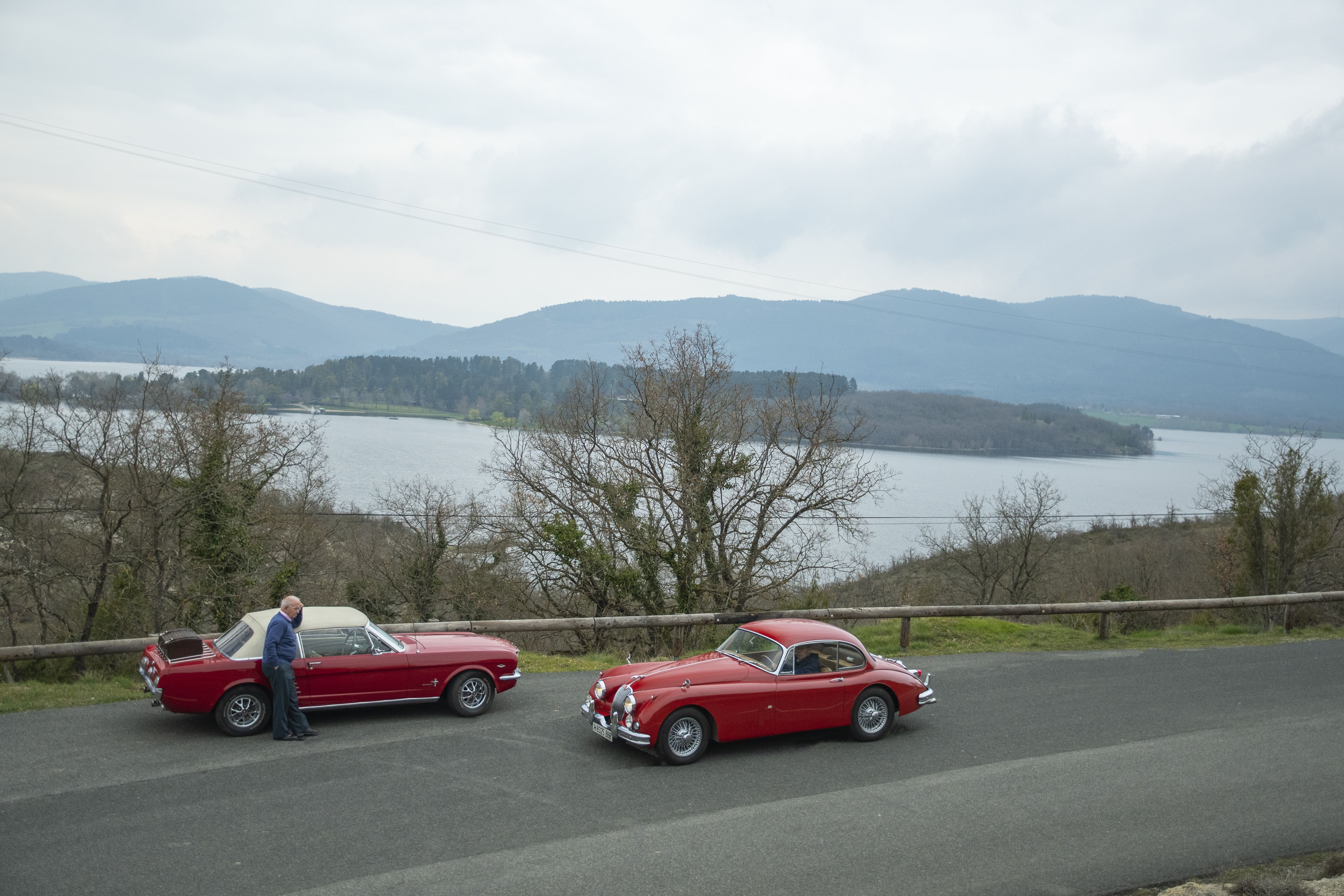 Ford Mustang Jaguar XK150
