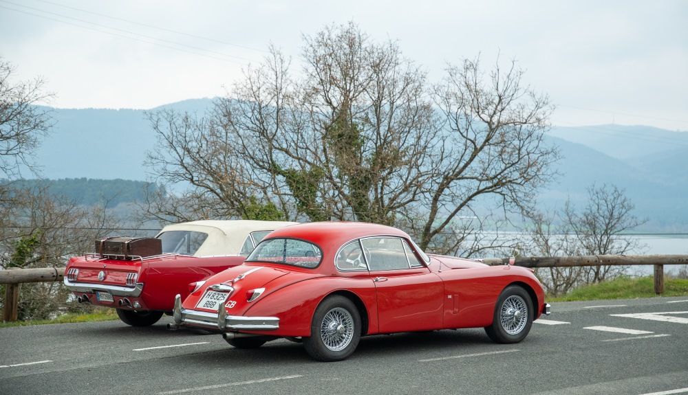 Ford Mustang Jaguar XK150