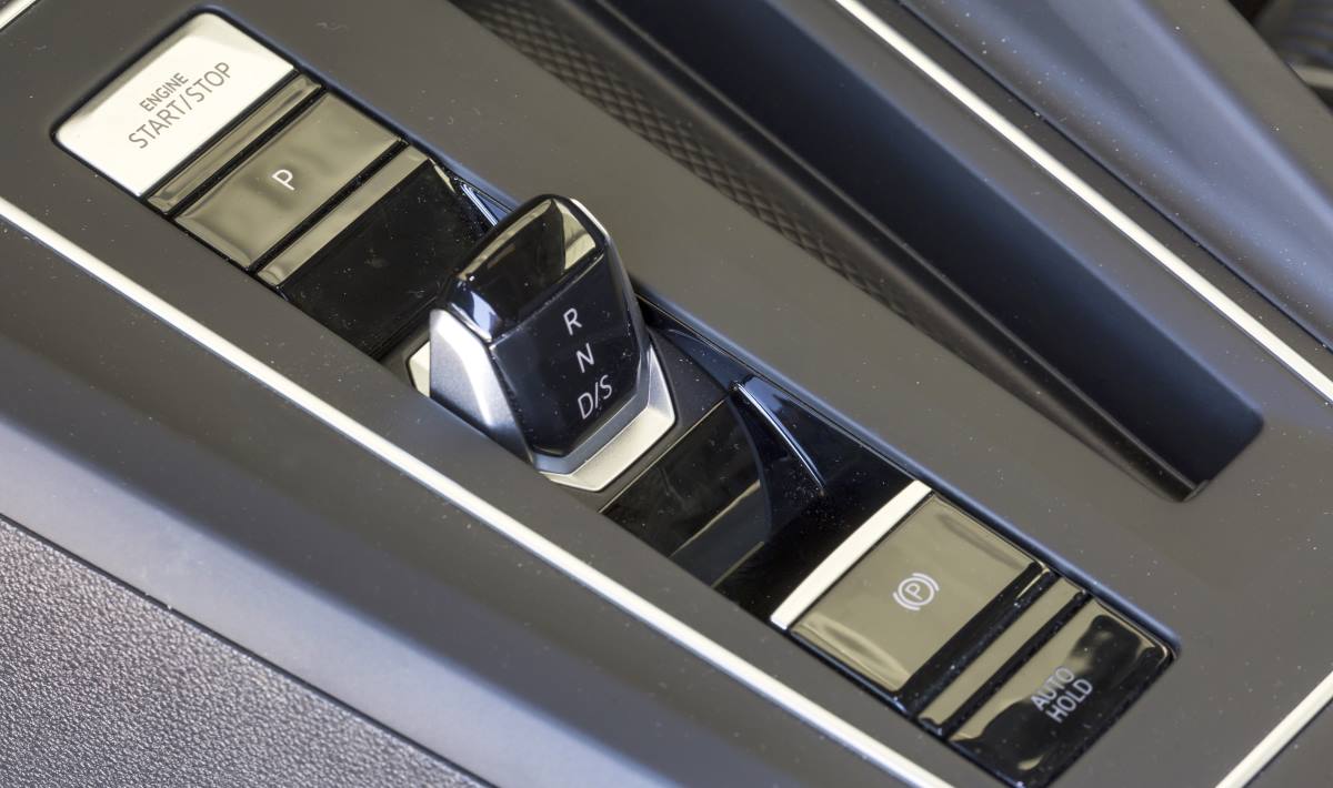 VW Golf R 2021 7