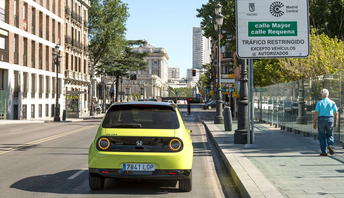Madrid dará ayudas de hasta 9.000 euros para la compra de coches eléctricos